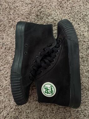 Black High-Top PF Flyers